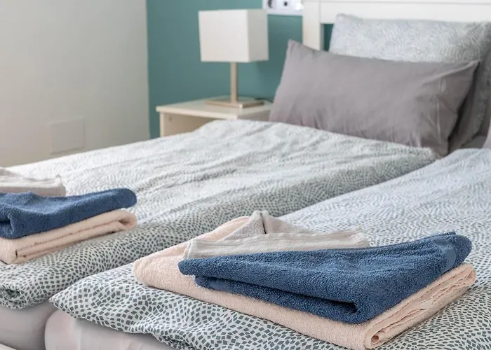 Arce Frontline Seaview Апартаменты Нерха